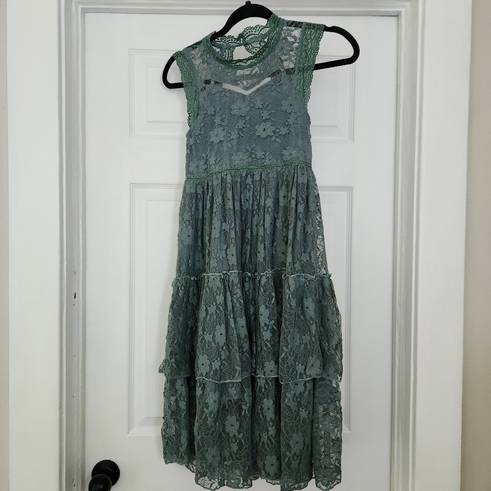 Lace dress